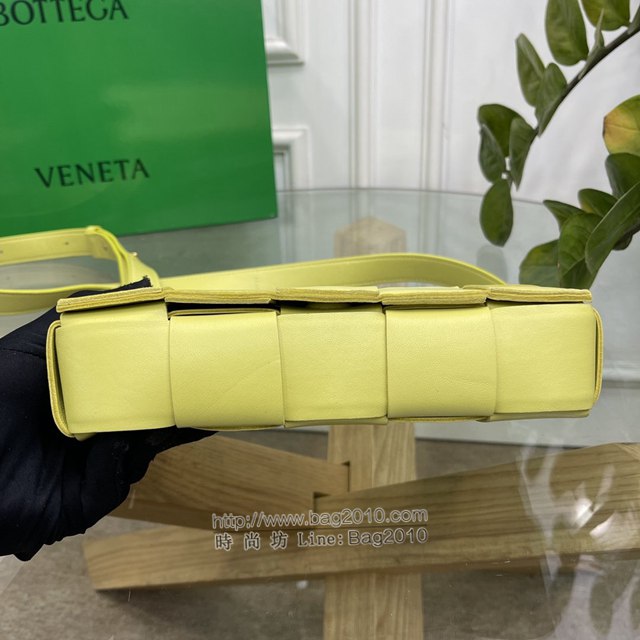 Bottega veneta高端女包 KF0017 寶緹嘉Cassette肩背女包 BV新款放大編織斜挎包  gxz1383